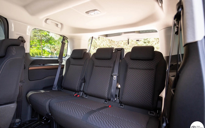 Toyota Proace Verso cena 226000 przebieg: 5, rok produkcji 2023 z Bogatynia małe 667